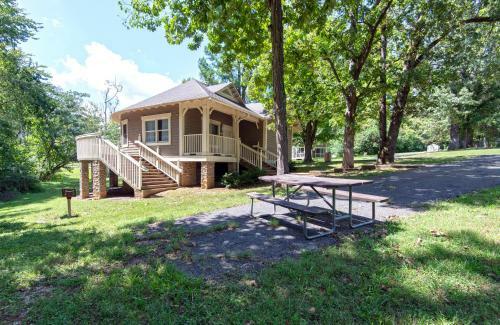 Lodge Kentucky Dam Village State Resort Park