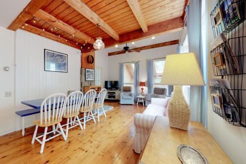 Otter Creek Acadia House