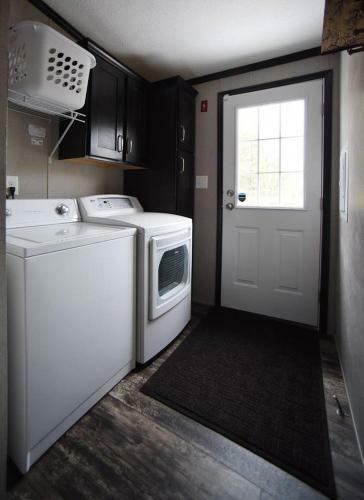Brand New 3bdrm Retreat Near University