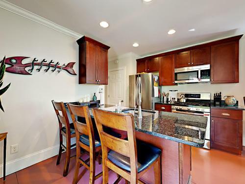 10 Ocean Street Cottage