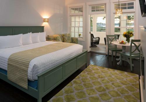 Bed & Breakfast The Hotel Saugatuck - Adults Only