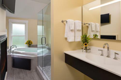 Bed & Breakfast The Hotel Saugatuck - Adults Only