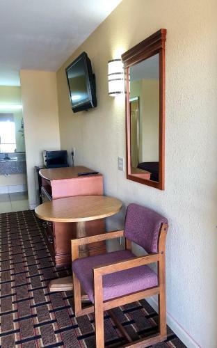 Motel Americas Best Value Inn-indianola