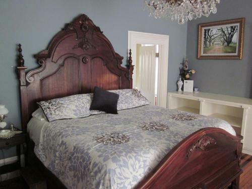 Bed & Breakfast Baer House Inn