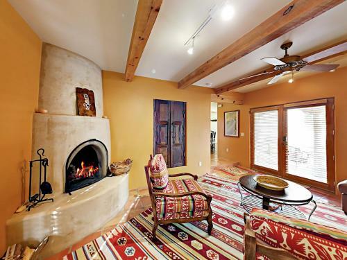 Apartamento 106 Monte Vista Place Condo Unit B