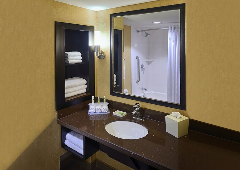 Hotel Holiday Inn Express And Suites Timmins