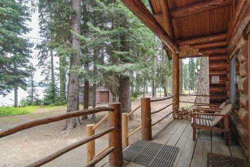 Shelter Cove Resort & Marina