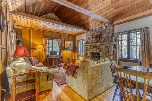 Bon Fir Cabin