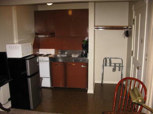 Motel Rustlers Inn