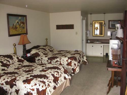 Motel Rustlers Inn