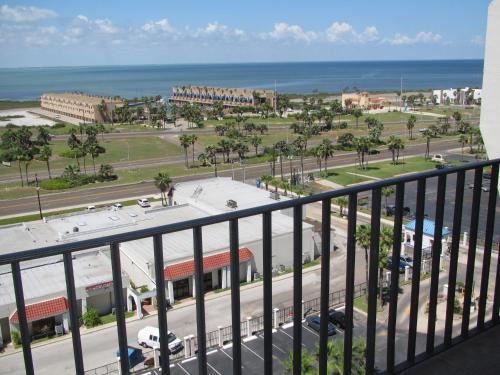 Apartamento Saida III Condo Unit #3903