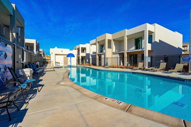 Aloft Living #18