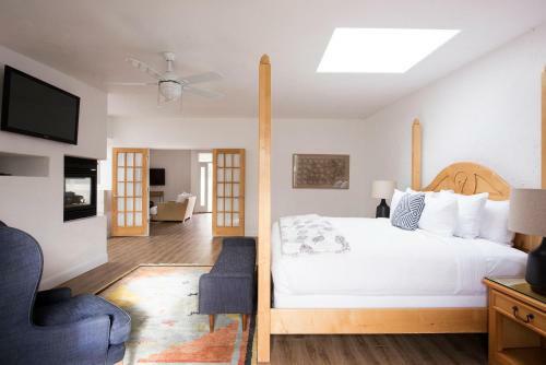 Hotel Amira Vacation Rentals