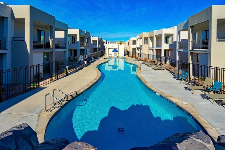 Paradise At The Lofts #32