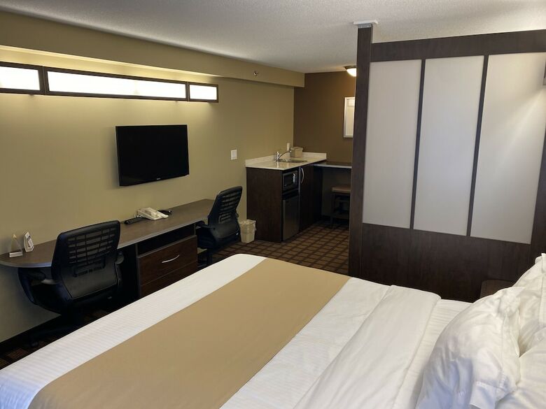 Hotel Microtel Inn & Suites By Wyndham - Timmins