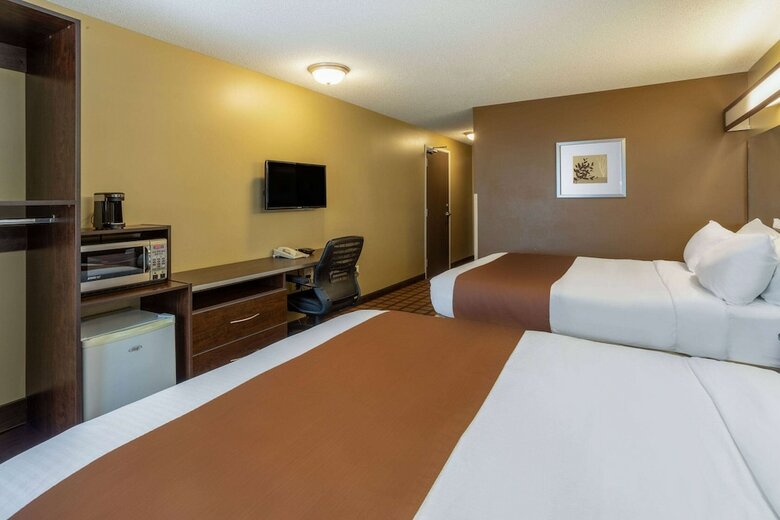 Hotel Microtel Inn & Suites By Wyndham - Timmins