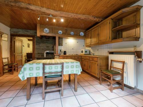 Lodge Holiday Home Moulin de Vellereux Mabompre