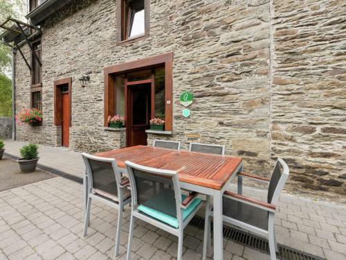 Lodge Holiday Home Moulin de Vellereux Mabompre