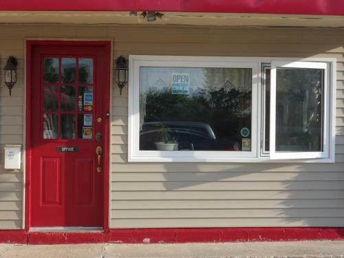 The Silver Birch Motel