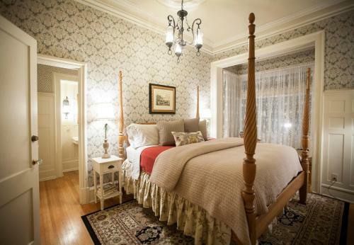 Bed & Breakfast The Foxglove Inn