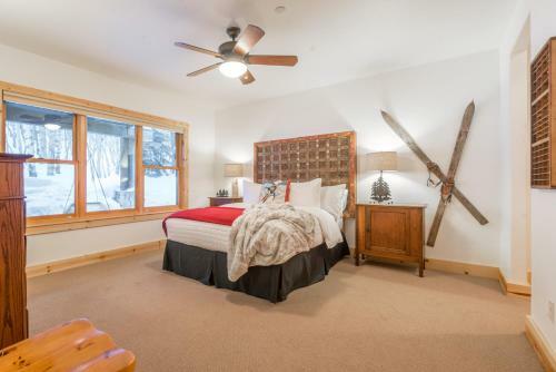 Arrowhead Cabin