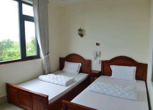 Riverside Cai Be Hotel