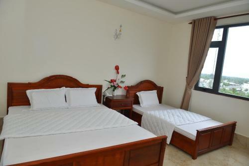 Riverside Cai Be Hotel