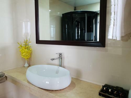 Phu Cuong Beach Hotel