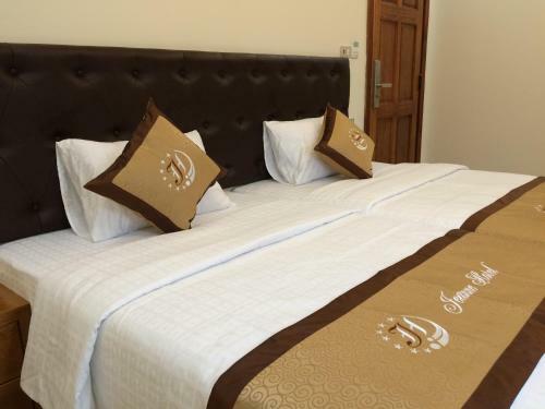 Jeanne Hotel
