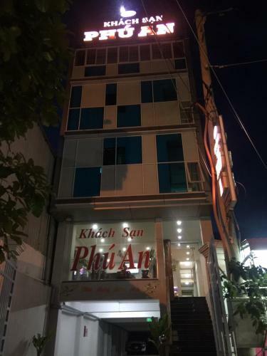 Hotel Kh�ch S?n Ph� An
