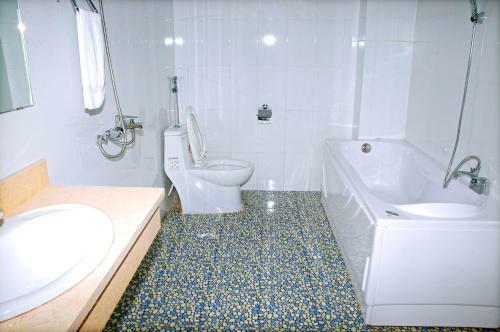 Thuan Thanh Hotel