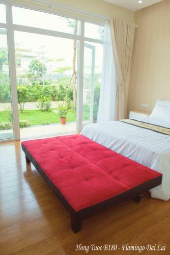 Flamingo Happy Villa Owner