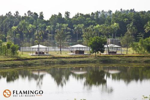 Flamingo Villa Happy Bt