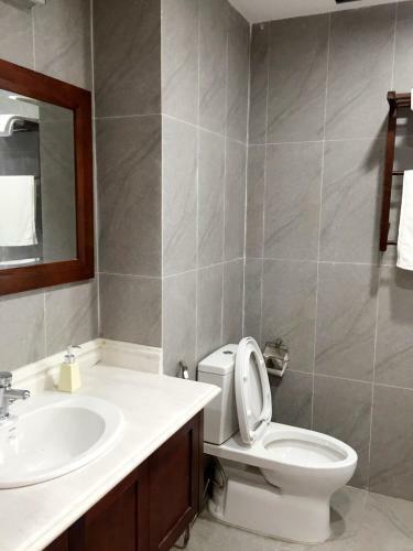 Hotel Grand Pearl Minh Chau - Quan Lan