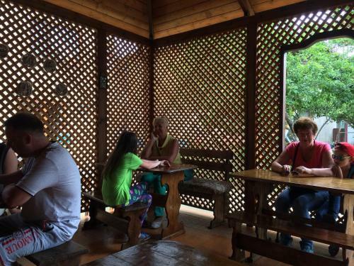 Hostal Guest House U Larisy