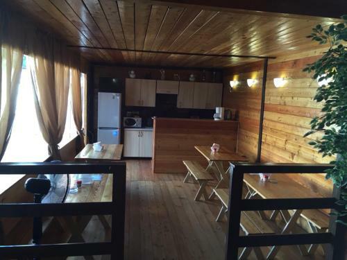 Hostal Guest House Wood House