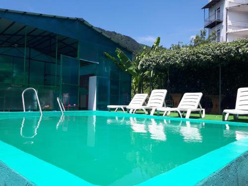 River Hotel