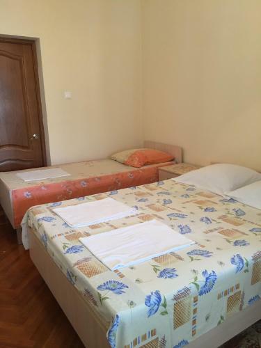 Hostal Gostevoy Dom U Rozy