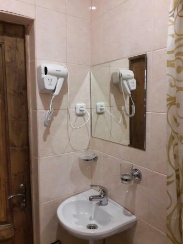 Hostal Iason Hotel
