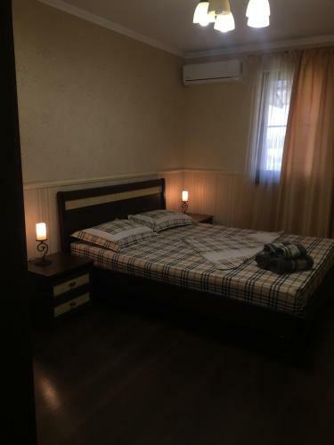 Hostal D'emil Guest House