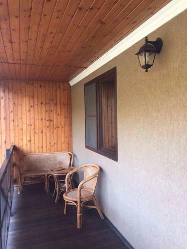 Hostal D'emil Guest House