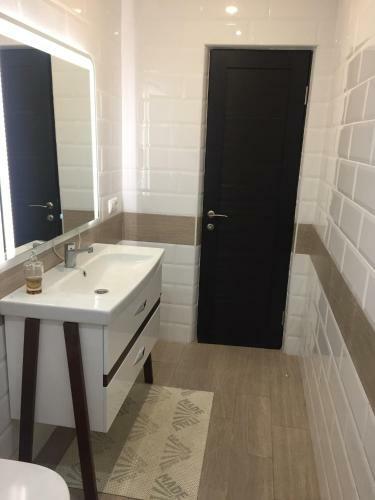 Hostal D'emil Guest House