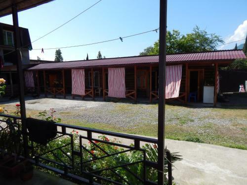 Hostal Otdykh U Tatyany Guest House