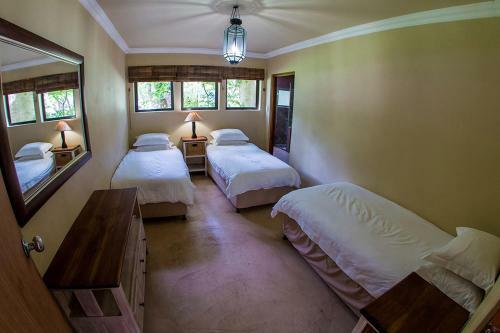 Hostal Broadwater River Estate