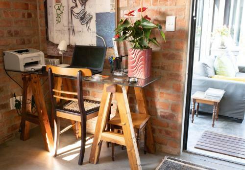 Posada Stay At Friends Economic Rooms