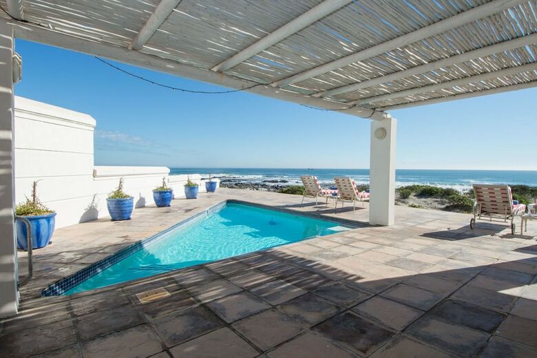 Hostal Oystercatcher Lodge