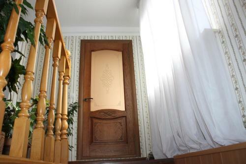 Apartment On Pereulok Yanovskogo 2