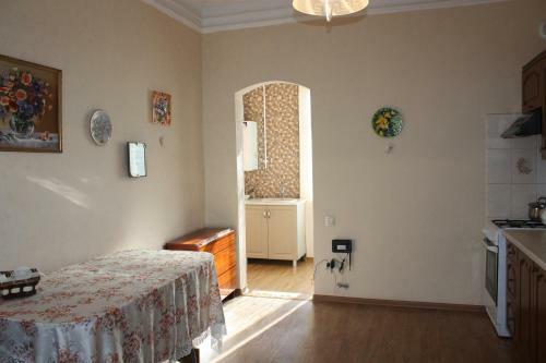 Apartment On Pereulok Yanovskogo 2