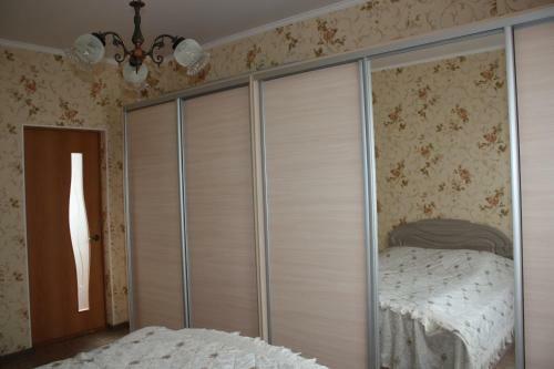 Apartment On Pereulok Yanovskogo 2