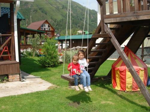 Hostal Dom Na Beregovoy